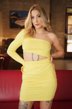 Melanie Tucker Melanie Tucker