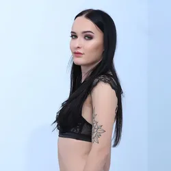 Sasha Sparrow