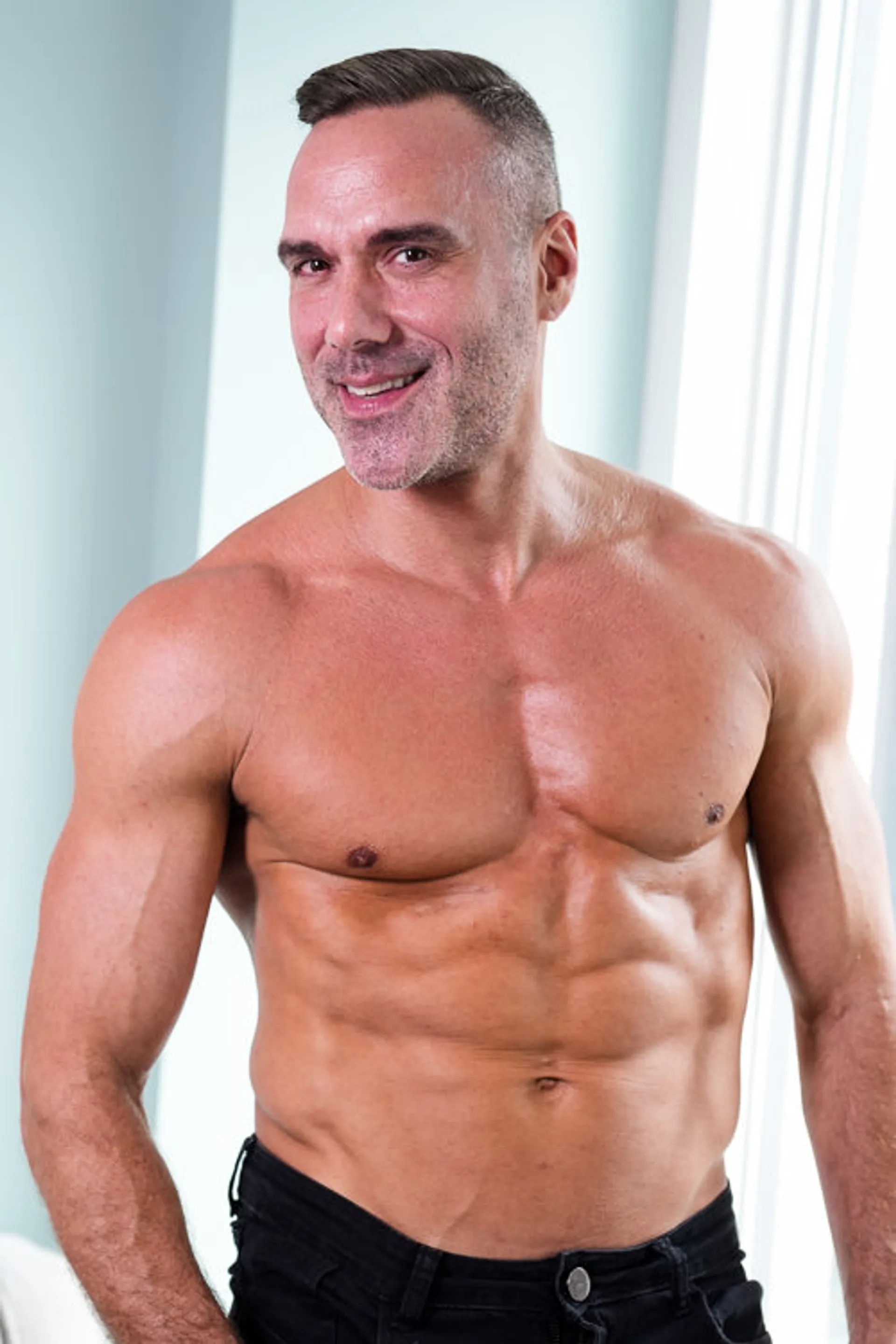 Manuel Skye
