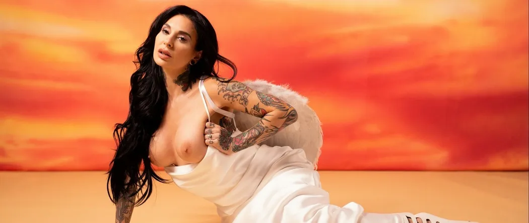 actor-122524-modelHero-6-nsfw.jpg actor-122524-modelHero-6-nsfw.jpg