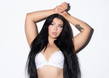 A Guide To Her Pleasure