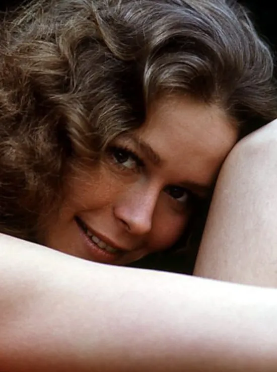 Image Playmate of the Month September 1972 - Susan Miller Image Playmate of the Month September 1972 - Susan Miller