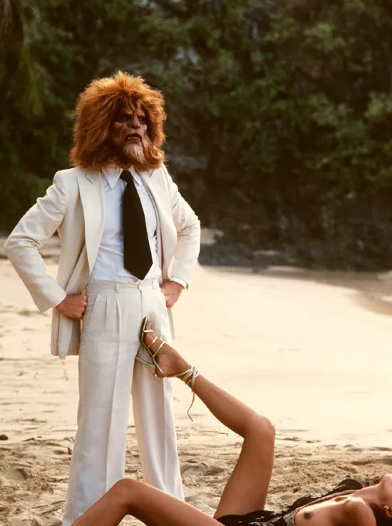 Image Acting Beastly - Barbara Carrera Image Acting Beastly - Barbara Carrera