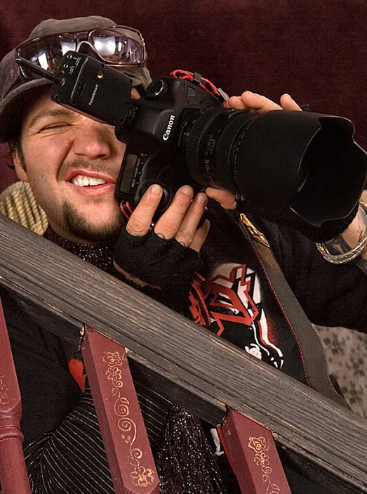 Image Celebrity Photographers - Behind The Scenes: Bam Margera Image Celebrity Photographers - Behind The Scenes: Bam Margera