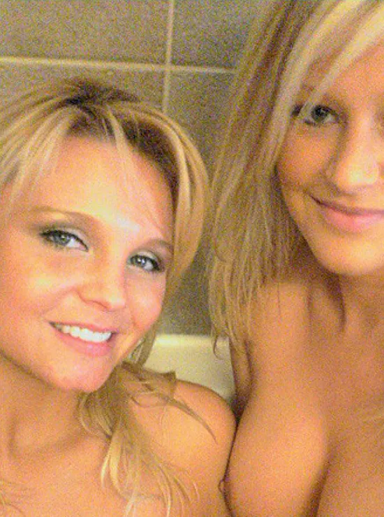 Image Sex Cells - Susie Christine & Jennifer Haase