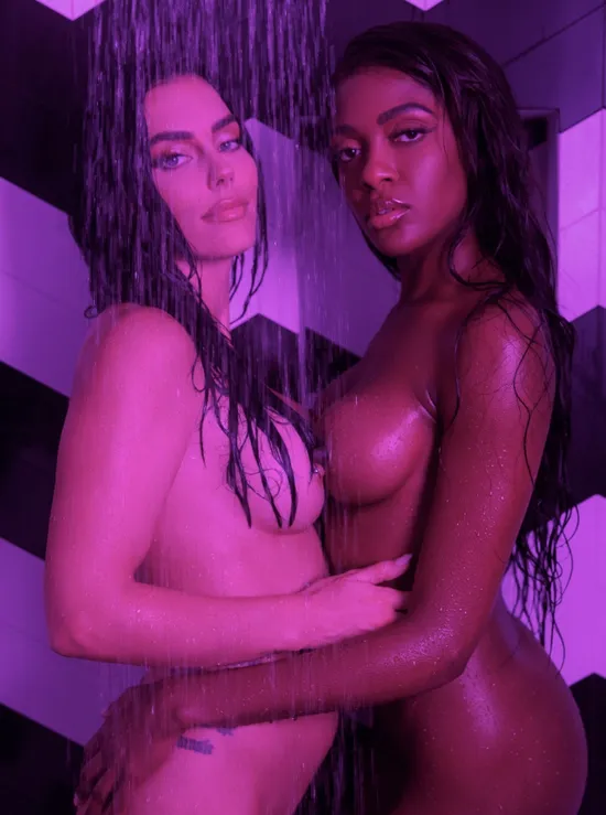 Image Kaitlynn and Amber in Dream Date