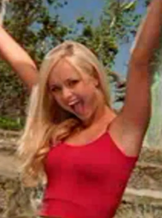 Image Kimberley Stanfield - Playmate of the Month July 2001 - 01