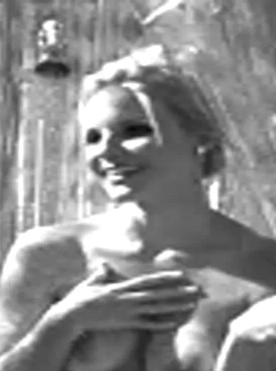 Image Brittany Evans - Cyber Girl of the Month - October 2002 - 3 Image Brittany Evans - Cyber Girl of the Month - October 2002 - 3