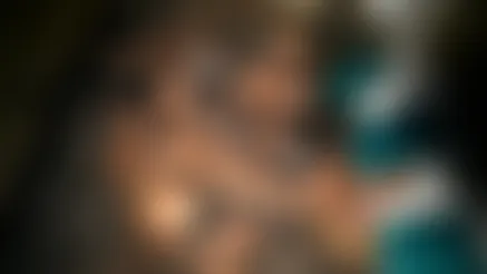 Pussy Pleasing Cums In Three's Pussy Pleasing Cums In Three's