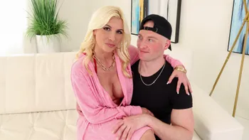 BTS - Oil For Days #05 - Rebeca Linares BTS - Oil For Days #05 - Rebeca Linares