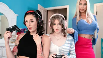 Stepmom's Mind Games