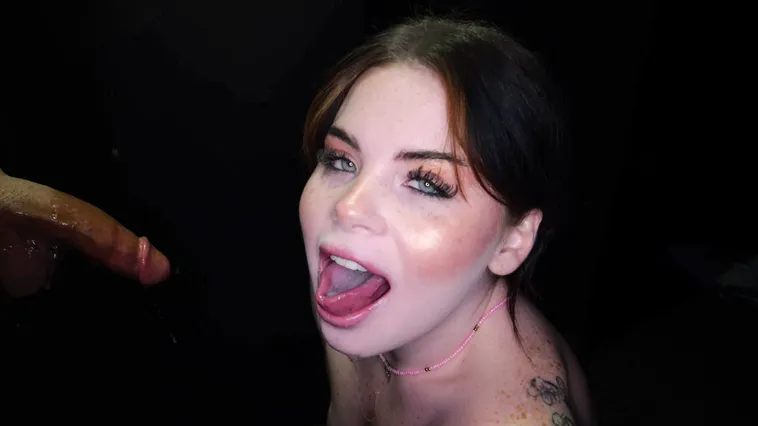 Lola Valentine's First Gloryhole Lola Valentine's First Gloryhole