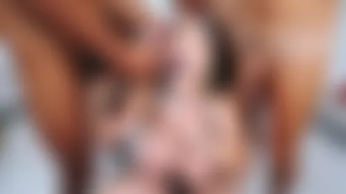 KIANNA DIOR 7-Man Blowbang & Swallow KIANNA DIOR 7-Man Blowbang & Swallow