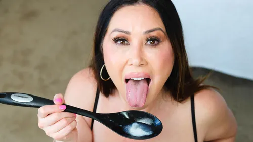 KIANNA DIOR BJ, Titty Fuck, Swallow KIANNA DIOR BJ, Titty Fuck, Swallow