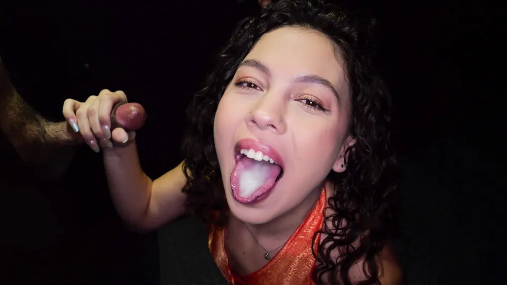 Satine Summers' Sixth Gloryhole