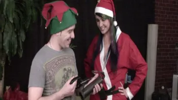 Title: 2 X-tra Inches for X-mas