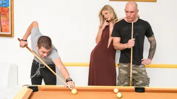 Cream Filled Cracks #02