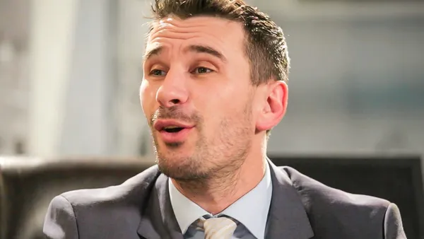 BLOOPERS-Screwing Wall Street: The Arrangement Finders Play