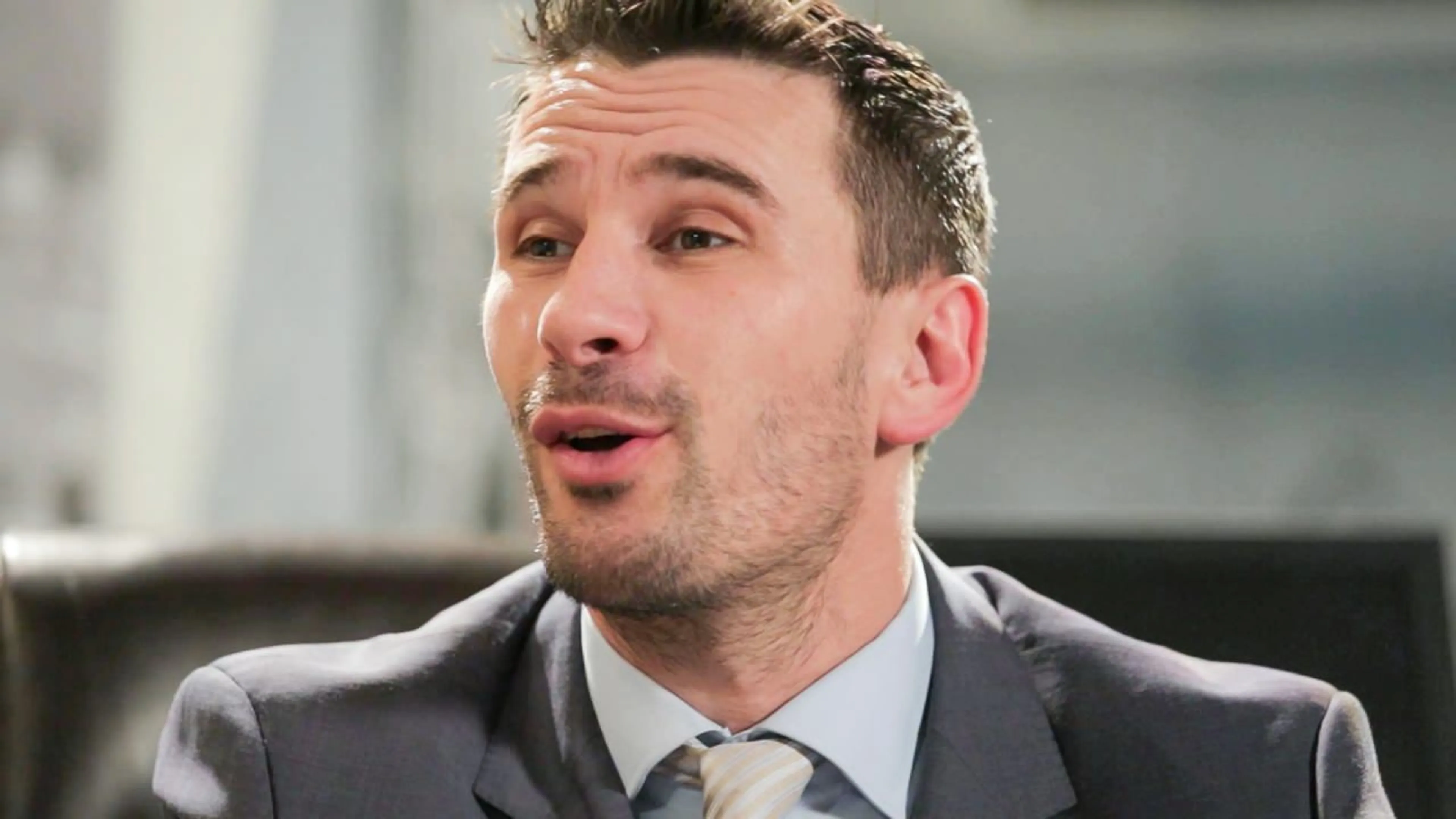 BLOOPERS-Screwing Wall Street: The Arrangement Finders Play