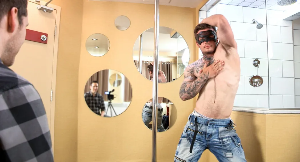 Need a Hand Derrick?