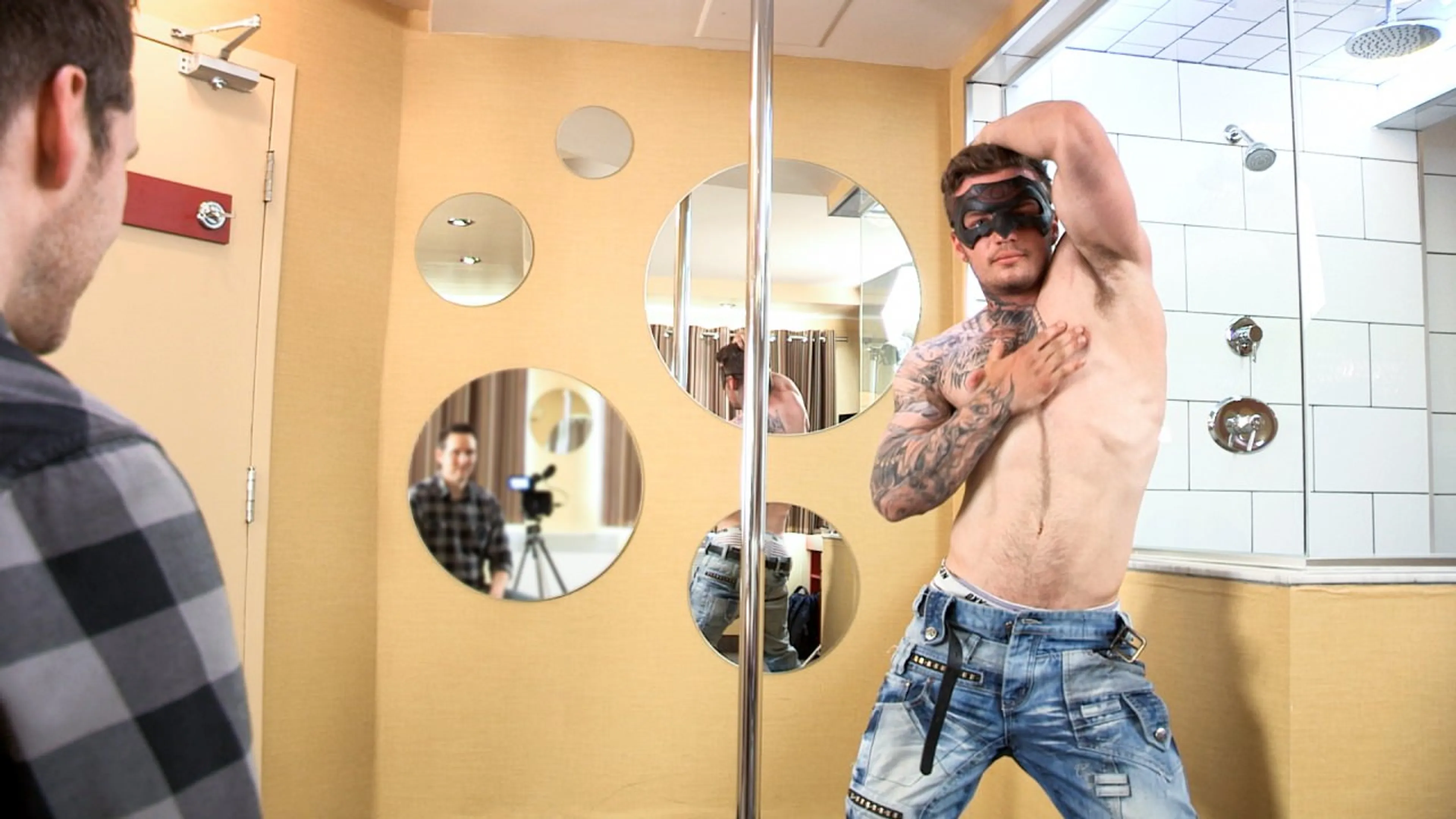 Need a Hand Derrick?