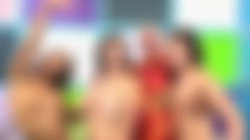 Three Girls On A Slice of Dan Three Girls On A Slice of Dan