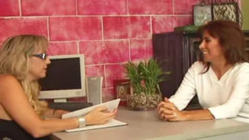 Cougars In Heat - Mikela Kennedy & Wanda Lust