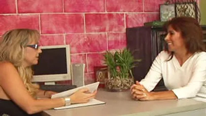 Cougars In Heat - Mikela Kennedy & Wanda Lust