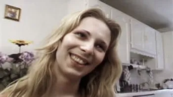 Swallow A T-Girl #02