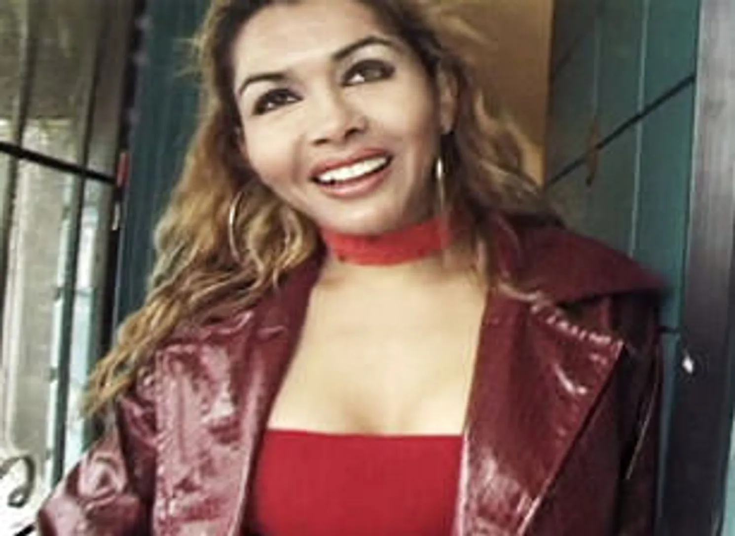 Swallow A T-Girl #02