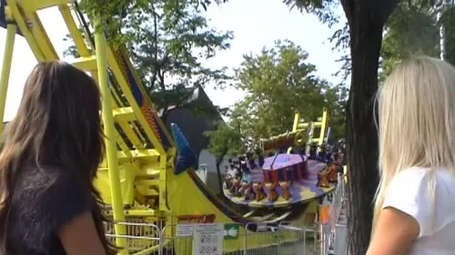 With Peaches in the funfair - 2.