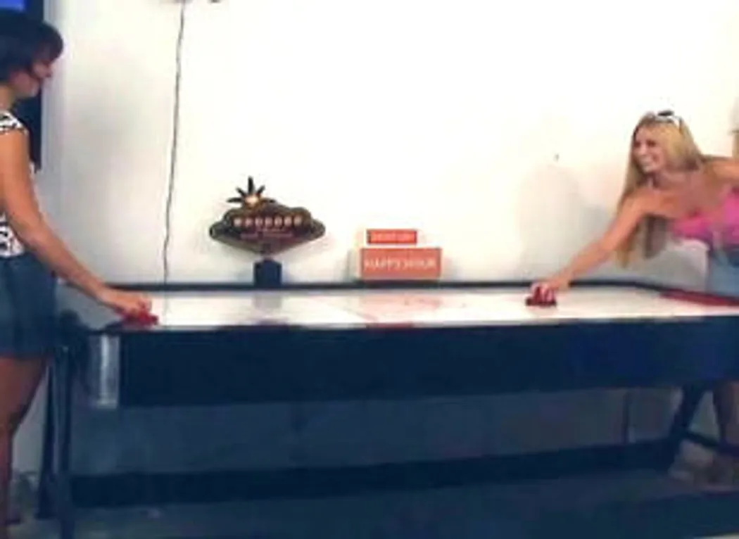 The Kissing Game #03