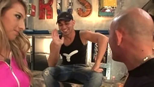 Animal Trainer #27, Scene #02