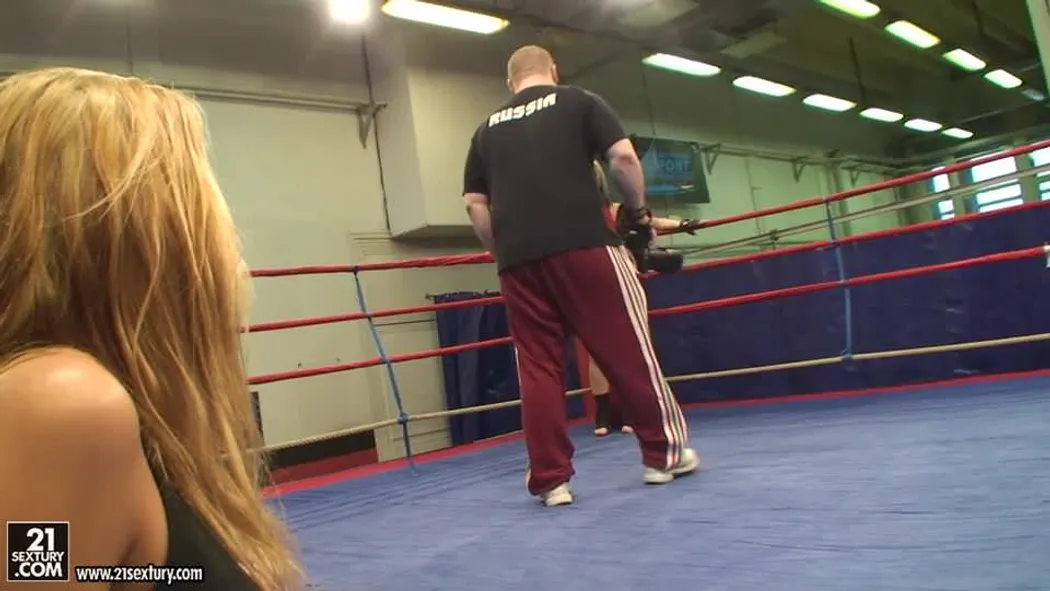 NudeFightClub backstage with Sophie Moone