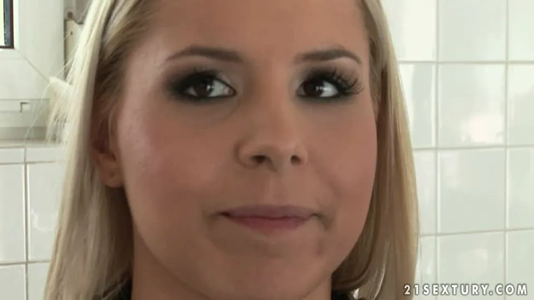 Backstage with Bonita and Brandy Smile