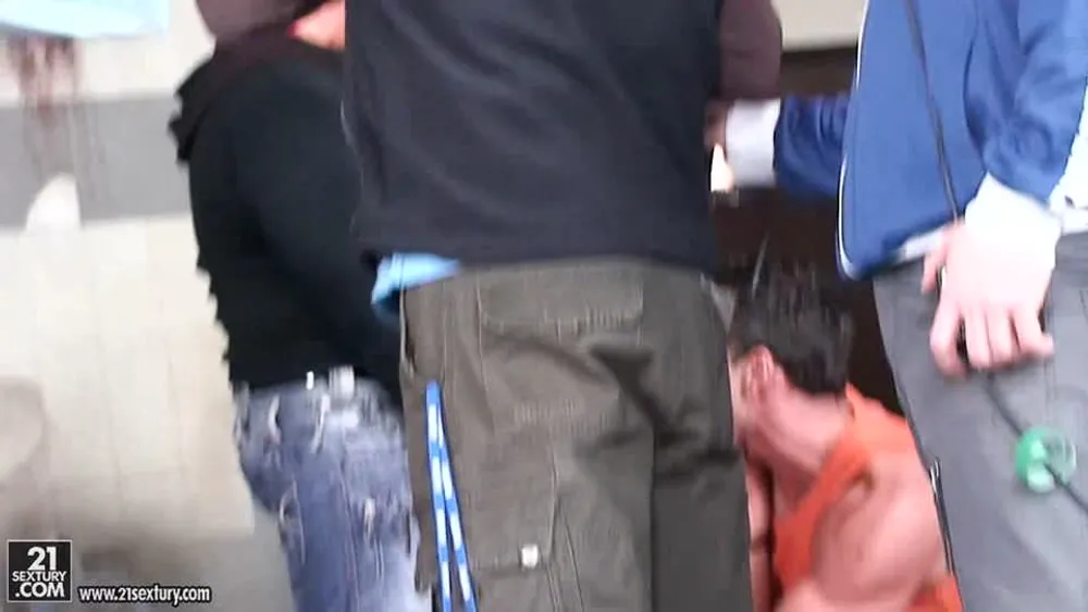 Backstage with Nikky Thorne