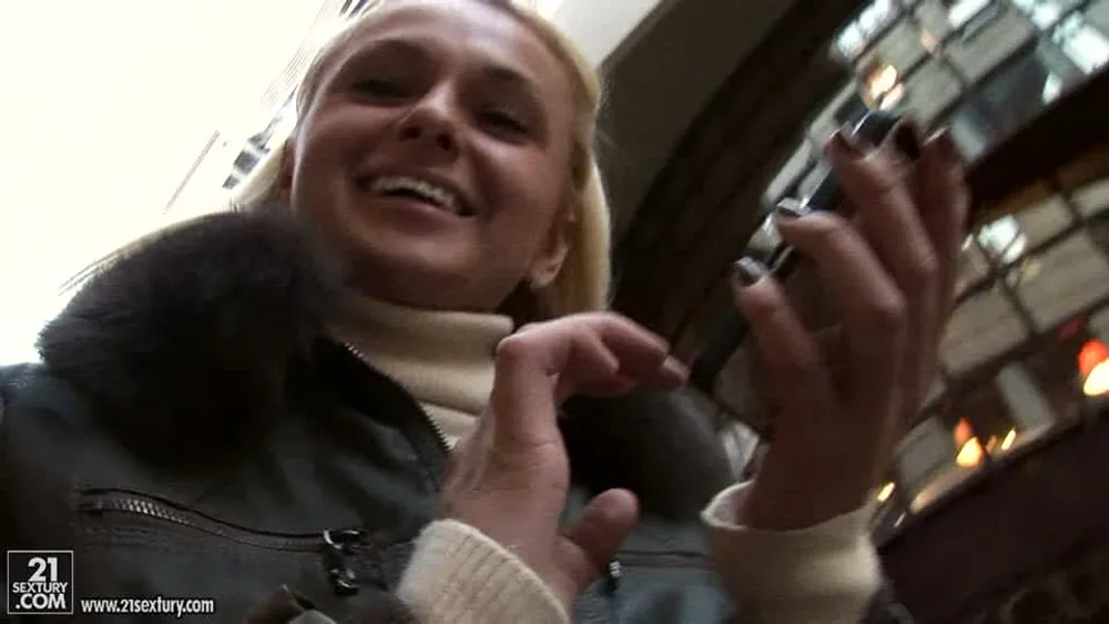 A Day With Ivana Sugar