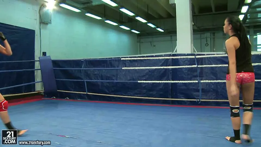 NudeFightClub presents Rosee vs Nilla