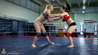 NudeFightClub presents Tigerr Benson vs Brandy Smile