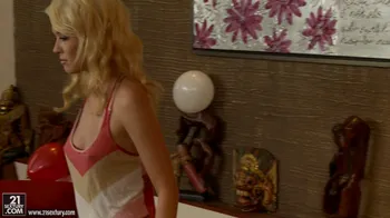 NudeFightClub presents Valentine's Day fight