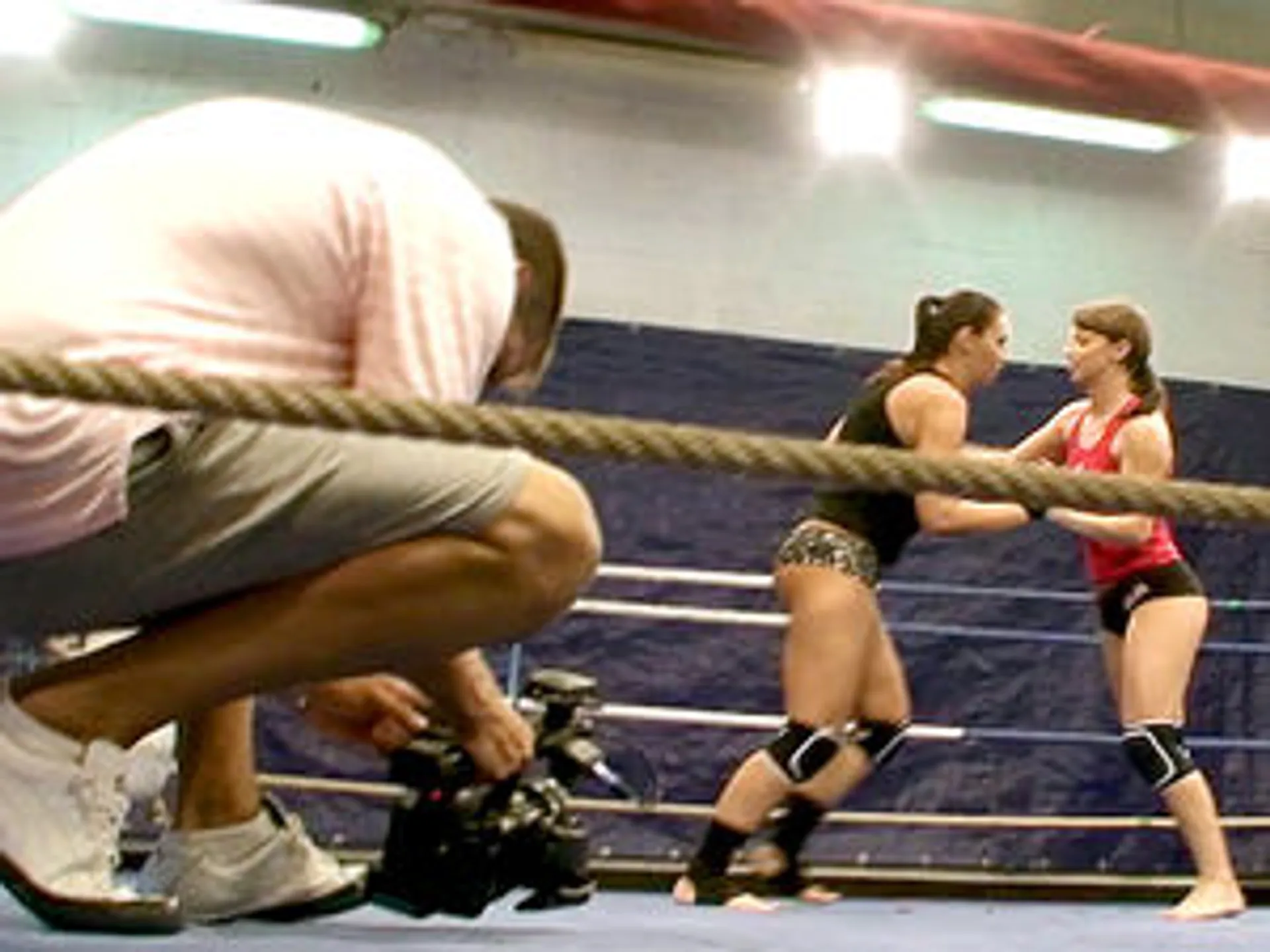 NudeFightClub backstage with Eliska Cross & Lisa Sparkle