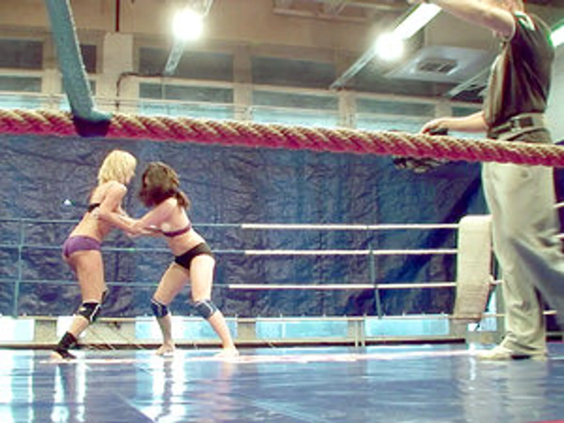 Nude Fight Club backstage with Tiffany Doll vs. Mandi Dee