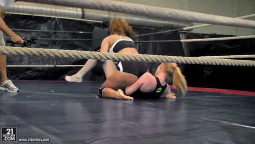 NudeFightClub Backstage with Daikiri vs Alice King