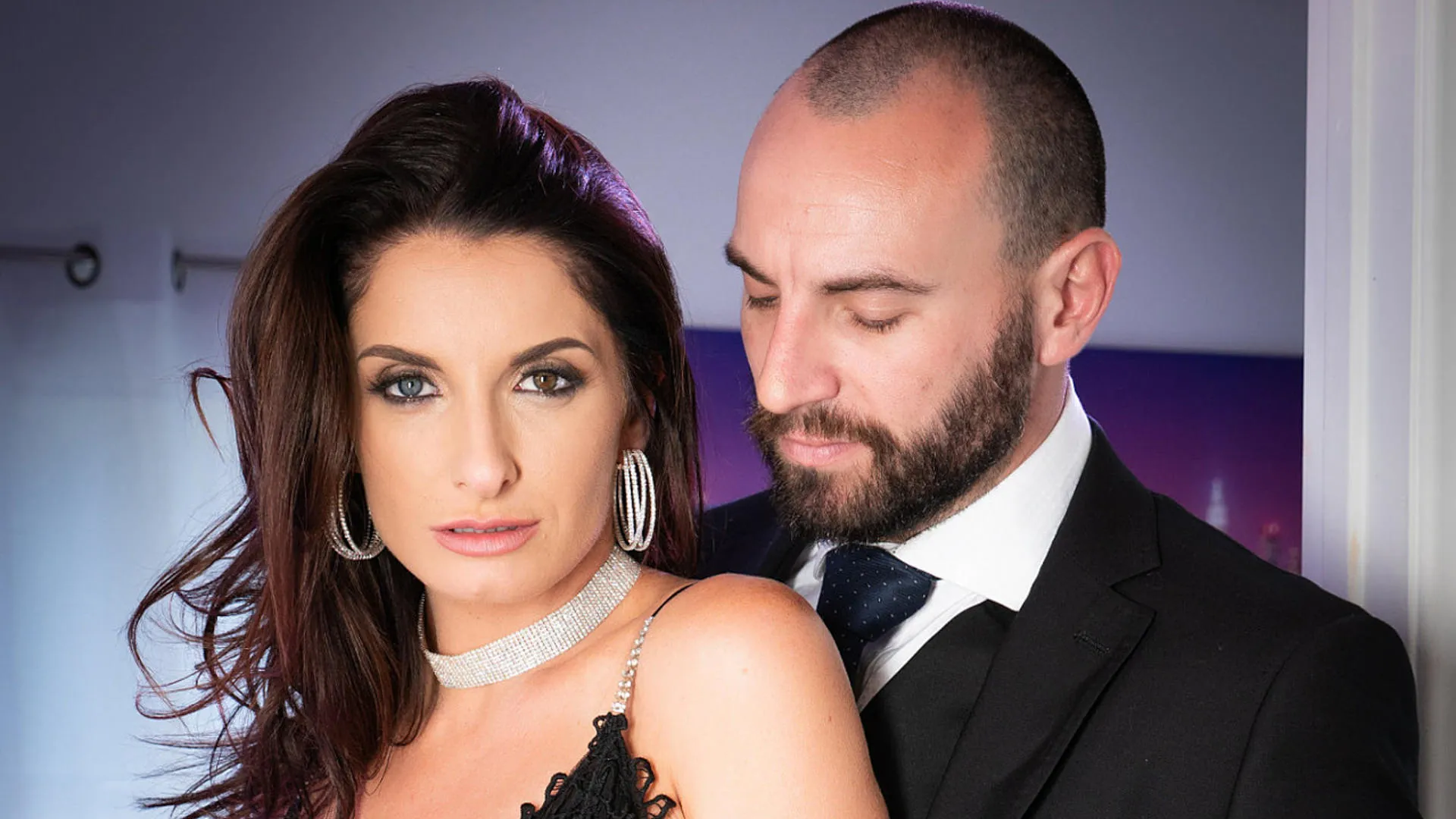 Anal Creampie For Sensual MILF Silvia Saige