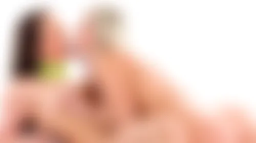 Valentina Ross & Naomi Nevena Valentina Ross & Naomi Nevena