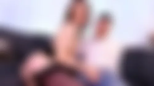 Experienced Brunette Gives Young Guy the BJ of his Life Experienced Brunette Gives Young Guy the BJ of his Life