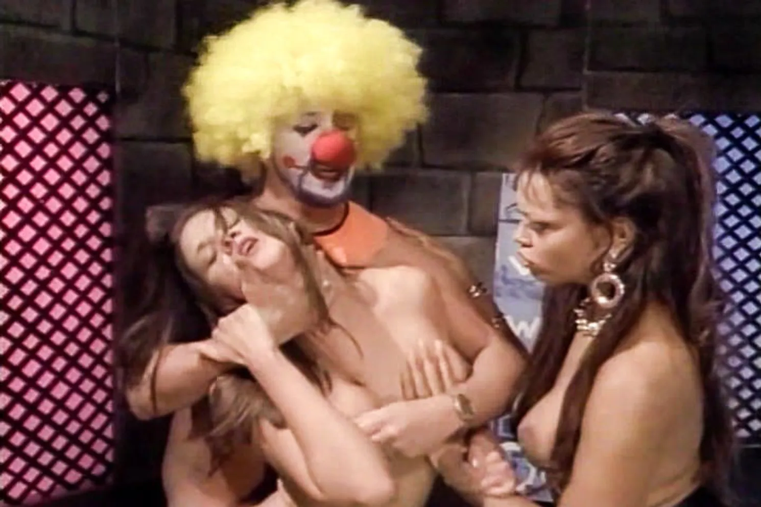 Sex Freaks, Scene #01