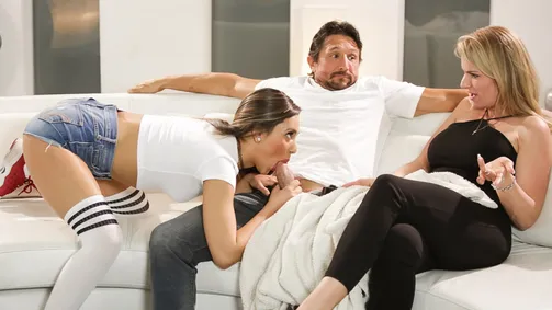 Mommy Likes To Watch - Jaye Summers, Rachael Cavalli &Tommy Gunn