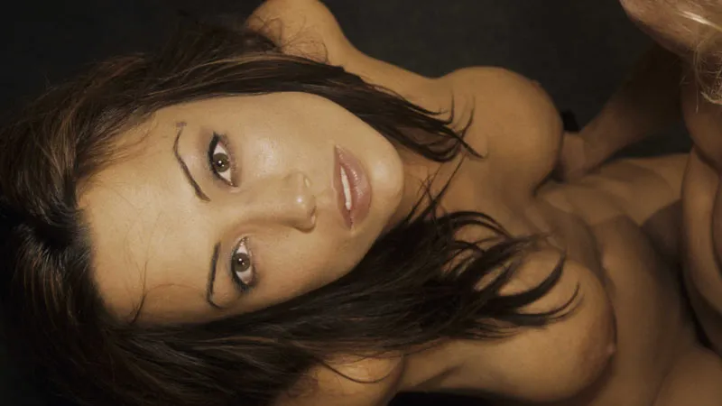 Симона Валлидің суреті Орыс үйде жасалған минет жасырын камера