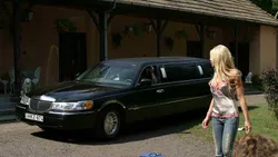 Automobile Lesbain Orgy